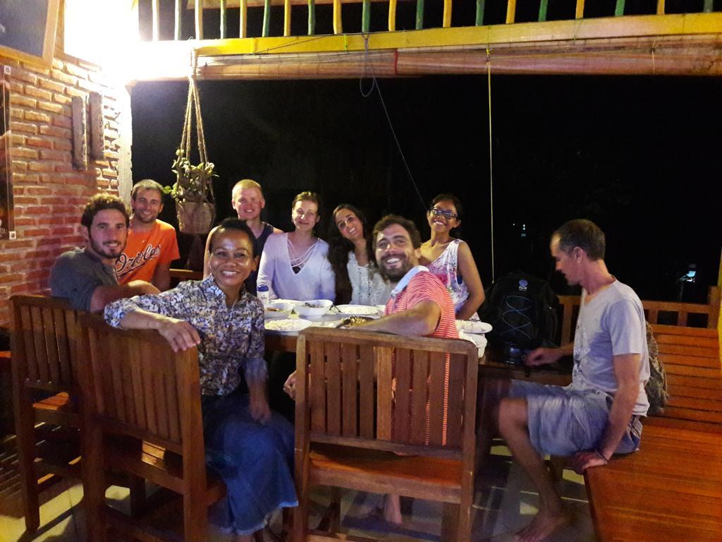 Olala Café&Bungalows Sabang  Exterior foto